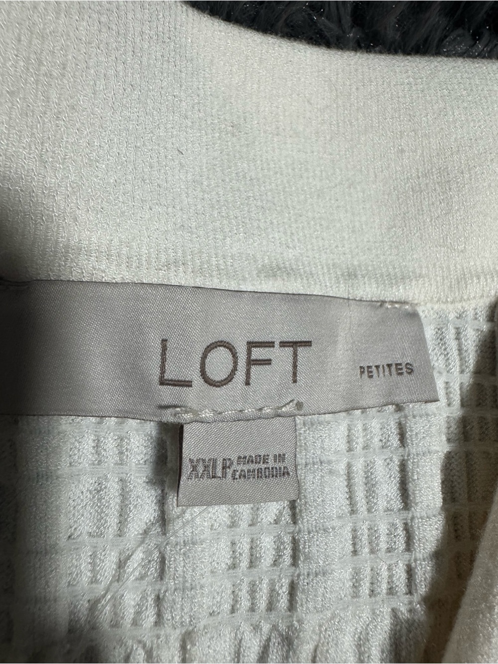 LOFT Cream Collared Ruffle-Hem Button Cardigan - Picture 3 of 5